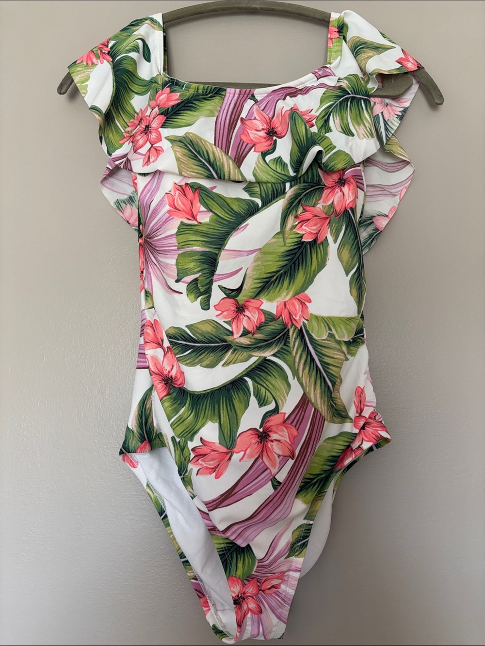 Kona Sol Onepiece Swimsuit Medium